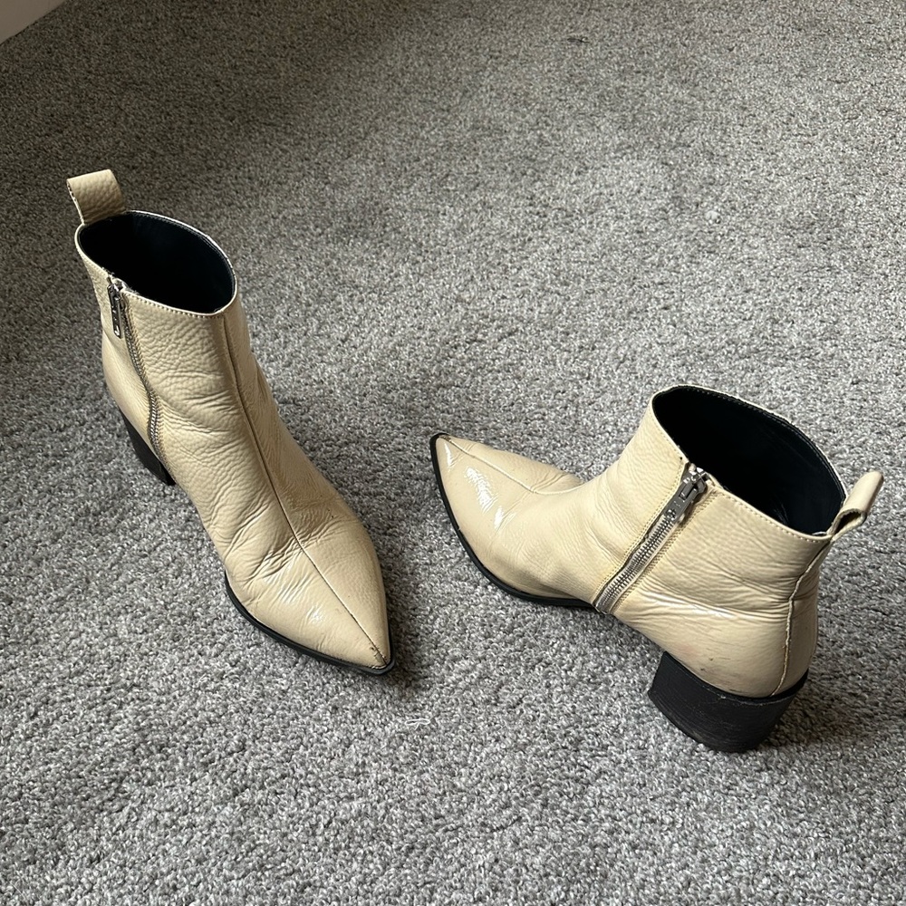 Everlane Boss Boot - Picture 4 of 7